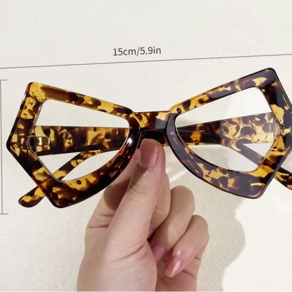 New Vintage Butterfly Cat Eye Eyeglass Fashion Women Frame Retro Clear Lens - Picture 4 of 10